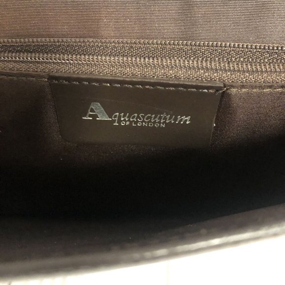 RARE Aquascutum of London Unisex Club Waist Bag - Picture 8 of 12